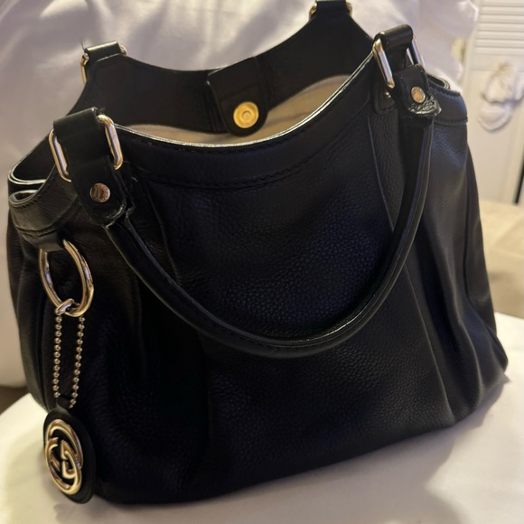 Gucci Purse - Picture 2 of 7